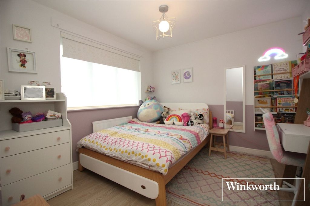 Additional image 11 of 3 bed detached house for saleThe Campions, Borehamwood WD6