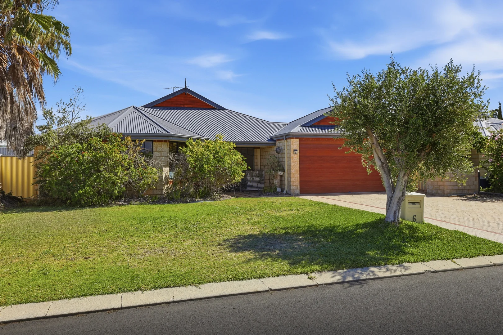 Additional image 33 of 6 Tamarama Street, Secret Harbour WA 6173