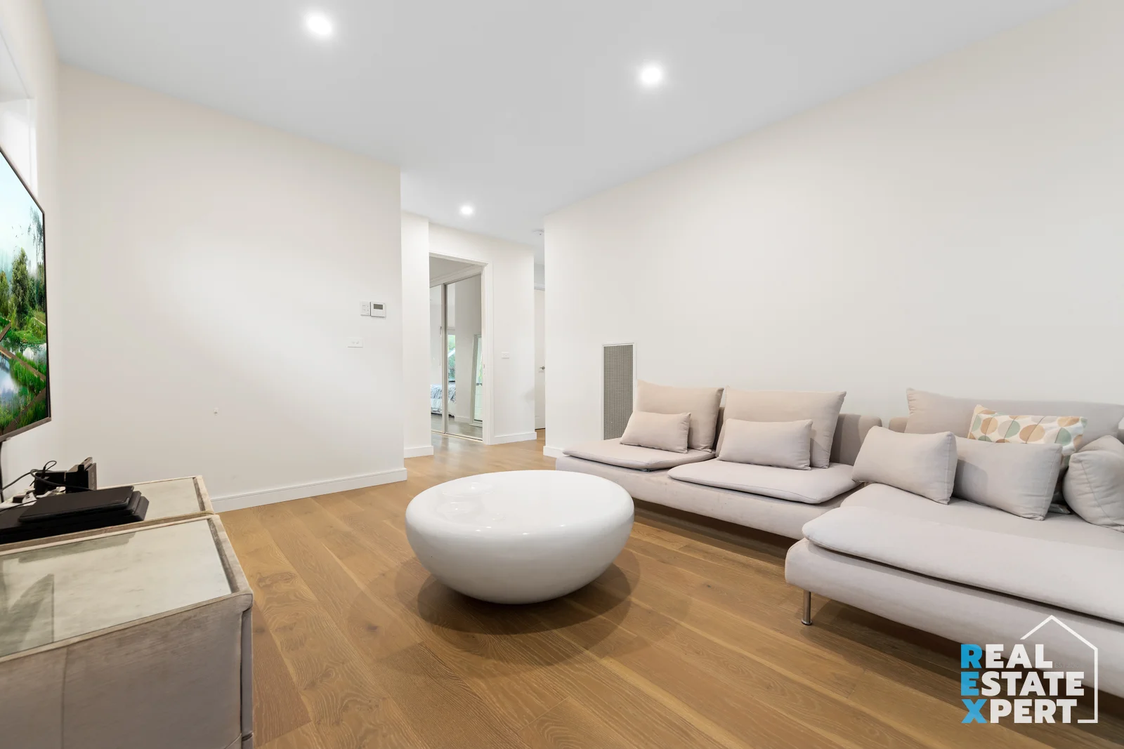 Additional image 6 of 3/16 Manuka Road, Berwick VIC 3806