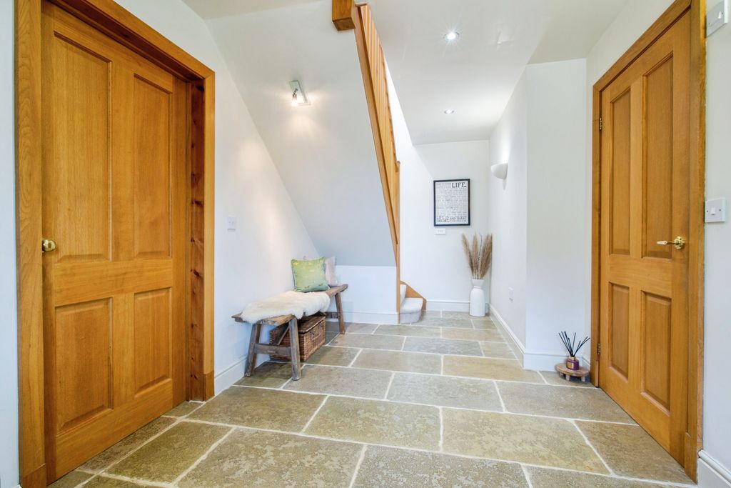 3 bed cottage for saleMorpeth NE61 photo 5