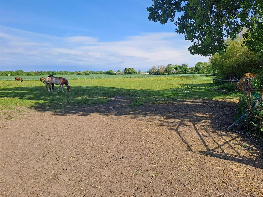 Additional image 18 of Land for saleNew Farm Livery, Netherley Road, Tarbock Green L35