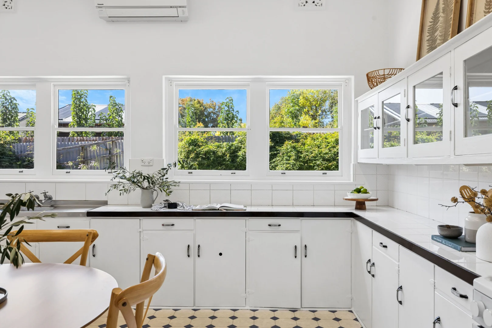 Additional image 6 of 28-28A Onkaparinga Valley Road, Charleston SA 5244