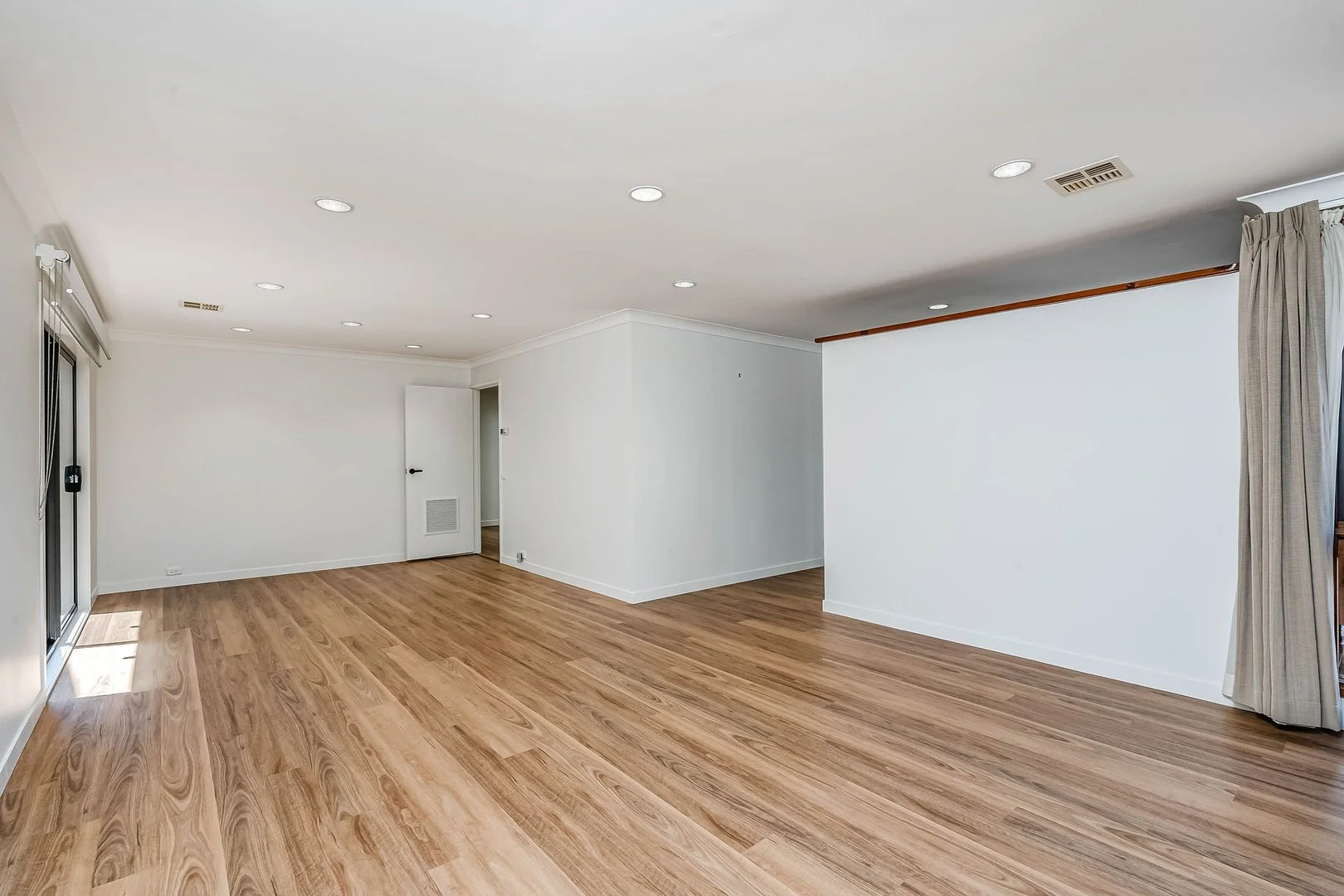 Additional image 6 of 34 Castleton Crescent, Gowrie ACT 2904