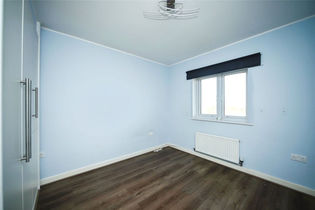 Additional image 8 of 2 bed flat for saleManley Gardens, Bridgwater, Somerset TA6