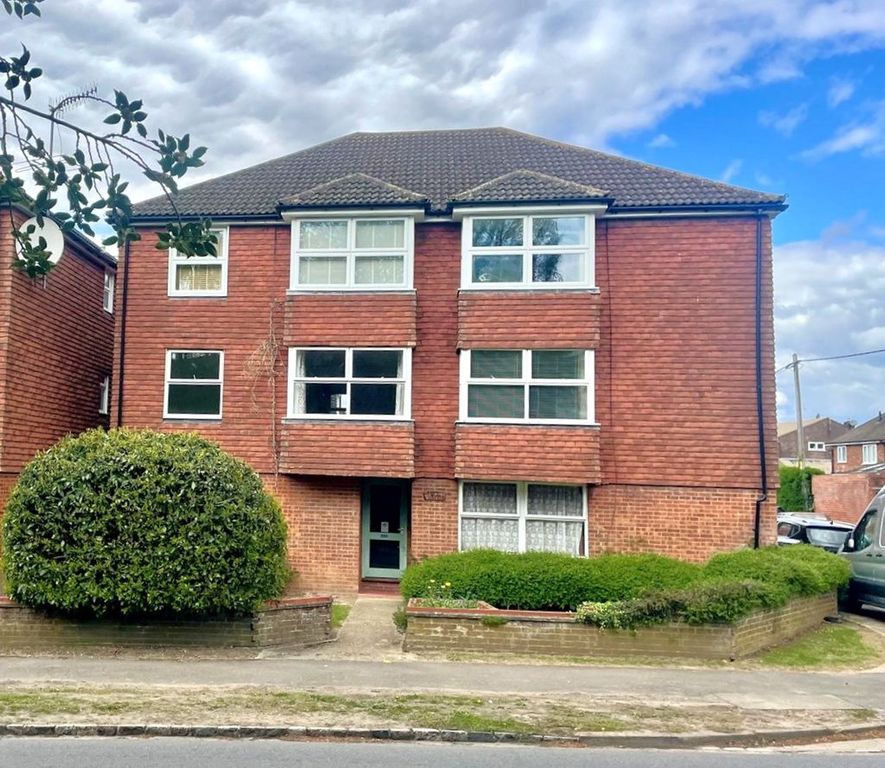 2 bed flat for saleBlind Lane, Bourne End SL8