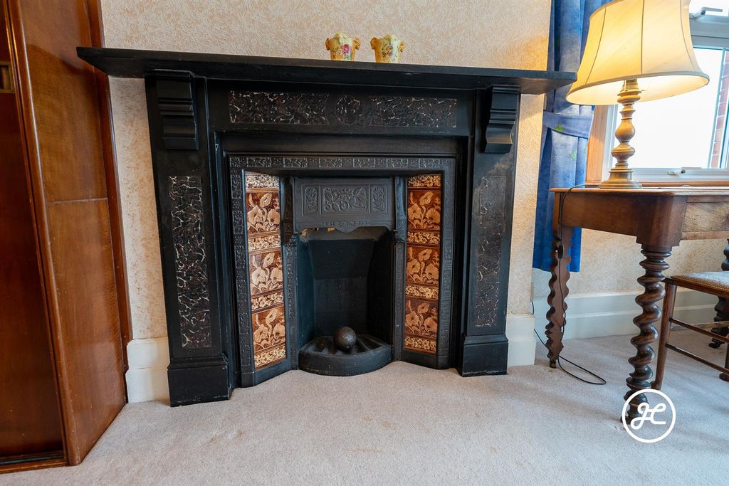 Additional image 22 of 5 bed detached house for saleDurleigh Road, Bridgwater TA6