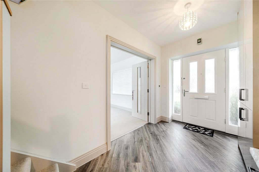 Additional image 27 of 4 bed detached house for saleGale Gardens, Hayley Green, Warfield, Bracknell RG42