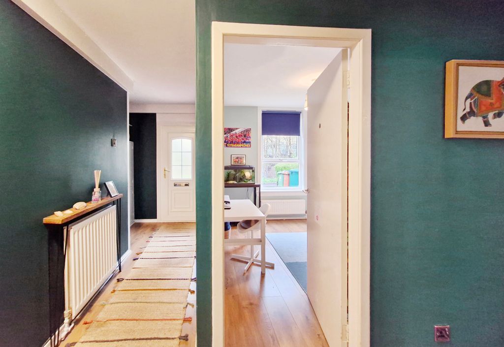 Additional image 9 of 3 bed flat for sale6 Park Avenue, Loanhead EH20