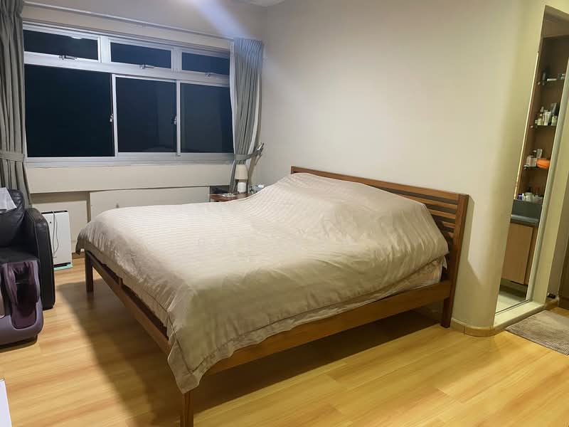 519 Pasir Ris Street 52 photo 4