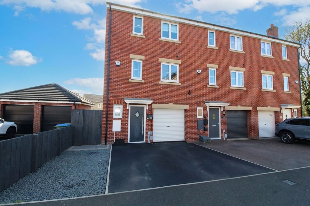 4 bed terraced house for saleHexham Gardens, Blyth NE24