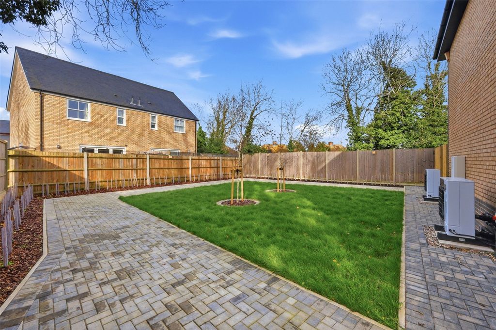 Additional image 11 of 1 bed flat for saleCox's Yard, 16-18 Rayne Road, Braintree, Essex CM7