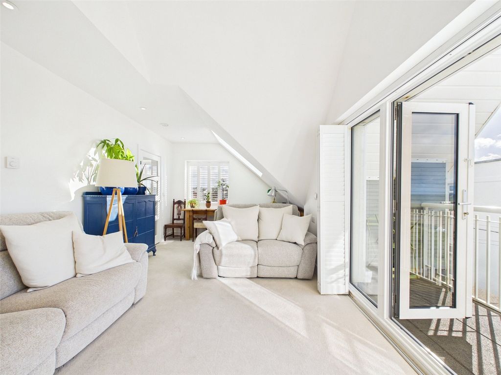 Additional image 4 of 1 bed flat for saleCrooklets Road, Bude, Cornwall EX23