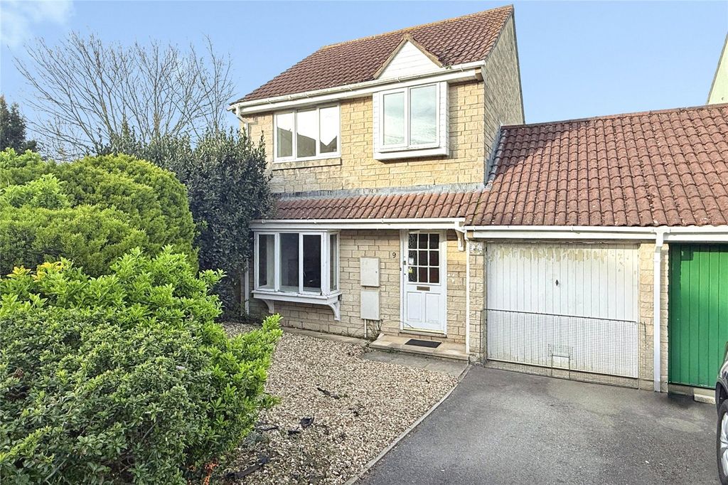 3 bed link detached house for saleMythern Meadow, Bradford On Avon BA15