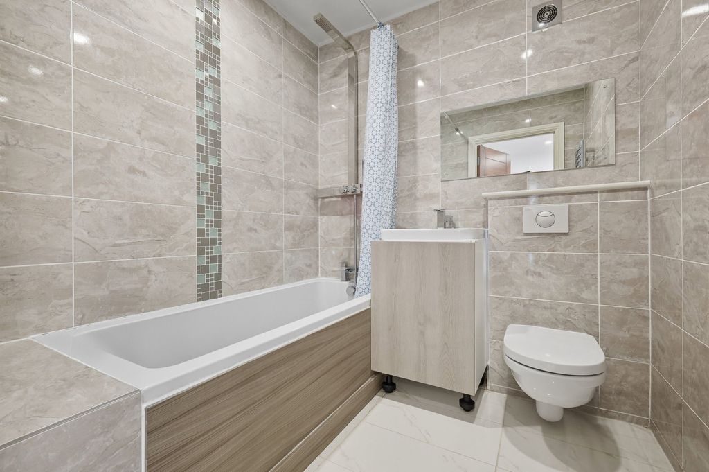 Additional image 23 of 7 bed detached house for saleWidworthy Hayes, Hutton Mount, Brentwood CM13