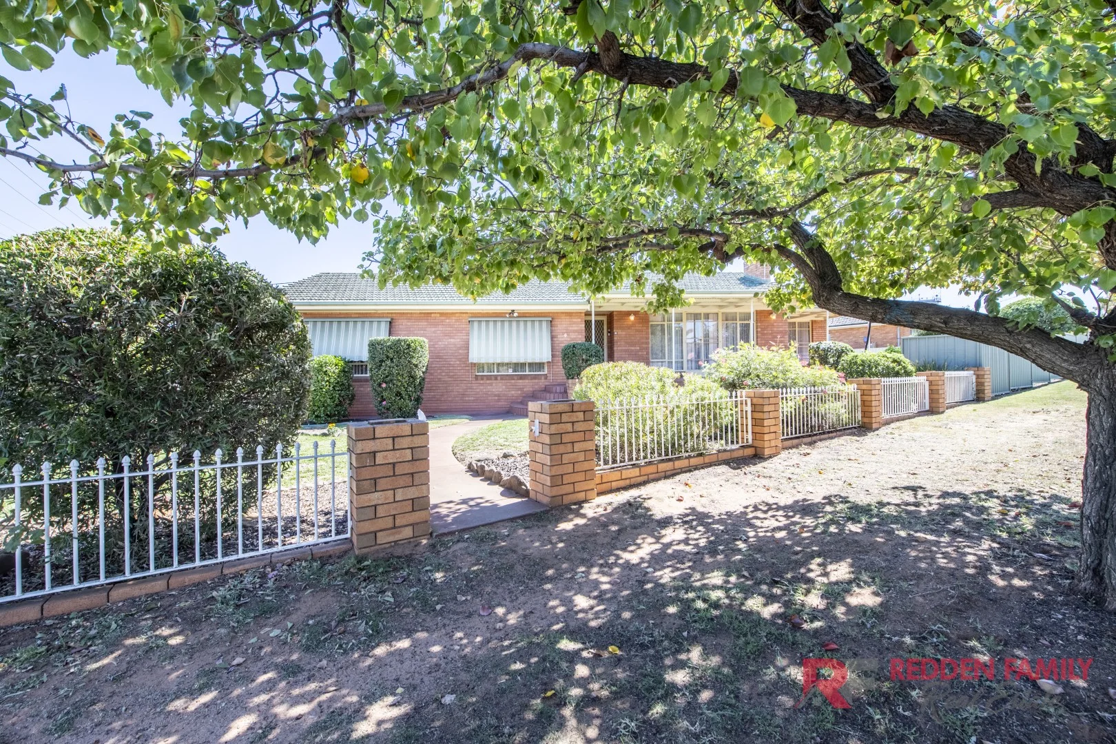 4 Hutchins Avenue, Dubbo NSW 2830
