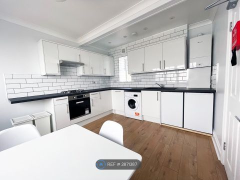 Camden Mews, London NW1