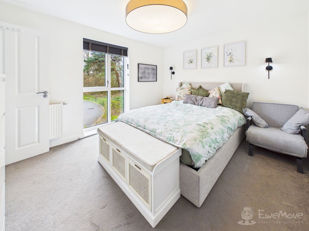Additional image 8 of 2 bed flat for saleArtillery Drive, Bordon, Hampshire GU35