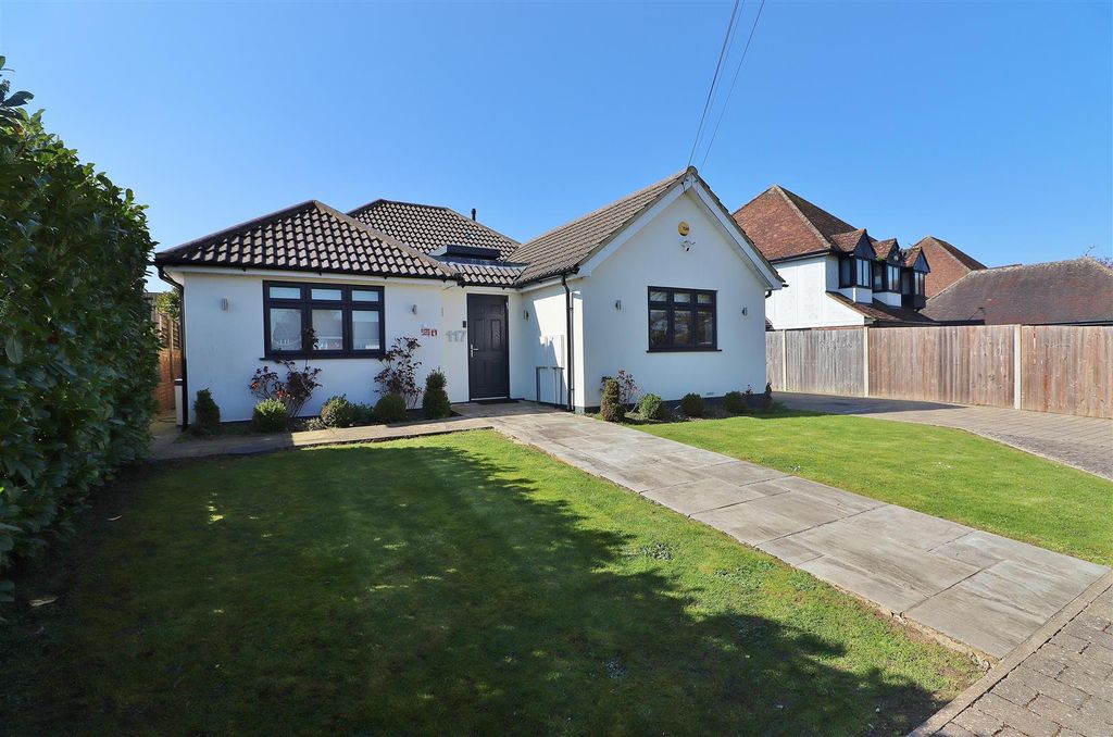 Additional image 33 of 3 bed detached bungalow for saleTheobald Street, Borehamwood WD6
