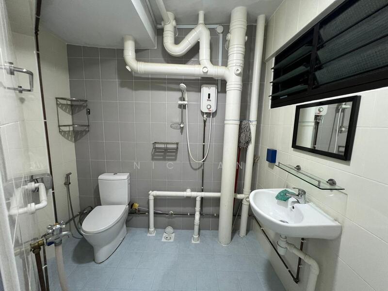 241 Hougang Street 22 photo 4