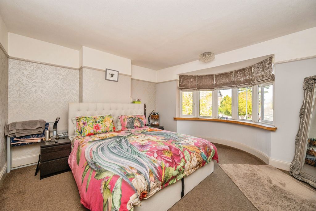 Additional image 10 of 7 bed semi-detached house for saleStation Road, Derby DE3