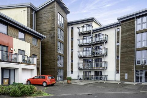 St Stephens Court, Swansea SA1