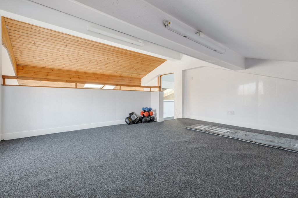 Additional image 23 of 5 bed detached house for saleQueens Promenade, Bispham FY2