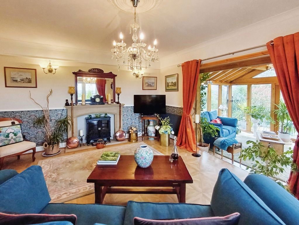 Additional image 5 of 4 bed detached house for saleKnowle Lane, Bradford BD12