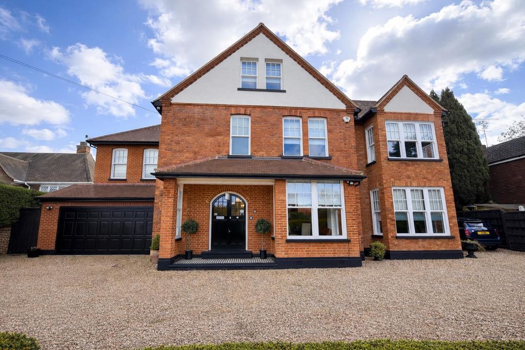Additional image 14 of 6 bed detached house for saleGreenway, Hutton Mount, Brentwood CM13