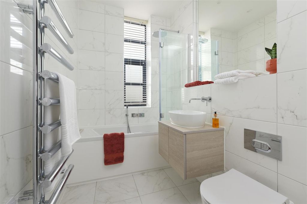 Additional image 11 of 2 bed flat for saleThe Fairways, Convent Road, Broadstairs CT10