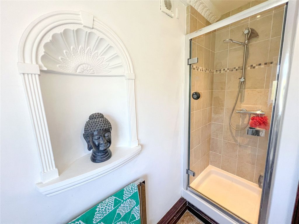 Additional image 13 of 6 bed semi-detached house for saleSalisbury Crescent, Blandford Forum, Dorset DT11