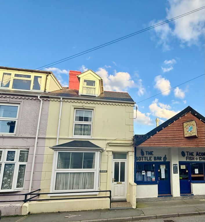 5 bed terraced house for saleHigh Street, Borth SY24