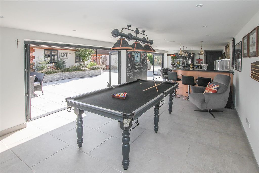 Additional image 28 of 6 bed detached house for saleHay Green Lane, Hook End, Brentwood CM15