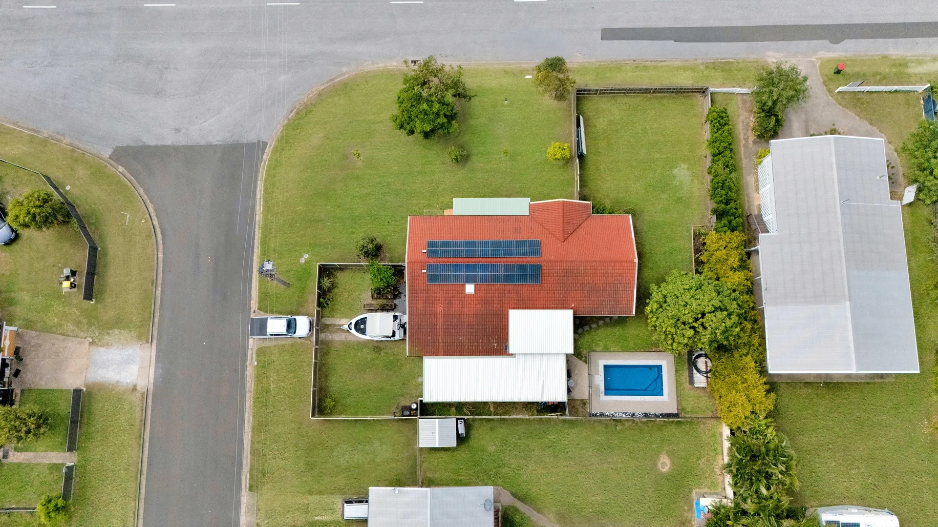 15 Larsen Street, West Gladstone QLD 4680