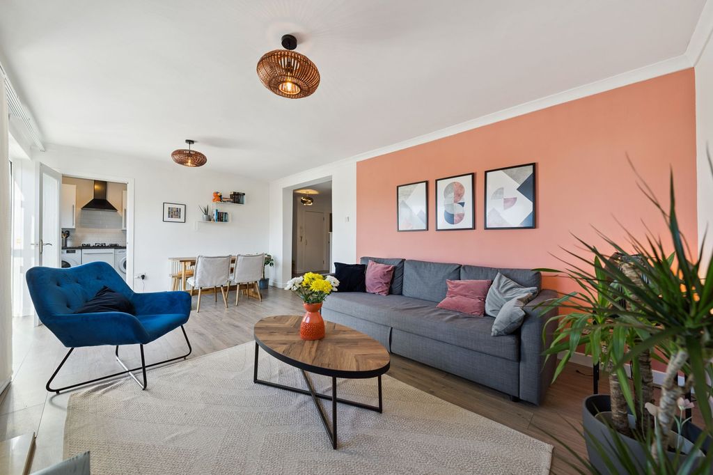 Additional image 4 of 3 bed flat for sale4 Knowehead Terrace, Flat 2/1, Pollokshields, Glasgow G41