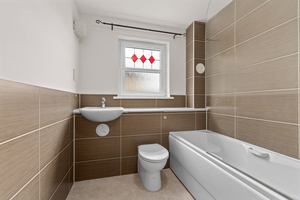 Additional image 11 of 2 bed flat for saleBurnvale Place, Livingston EH54