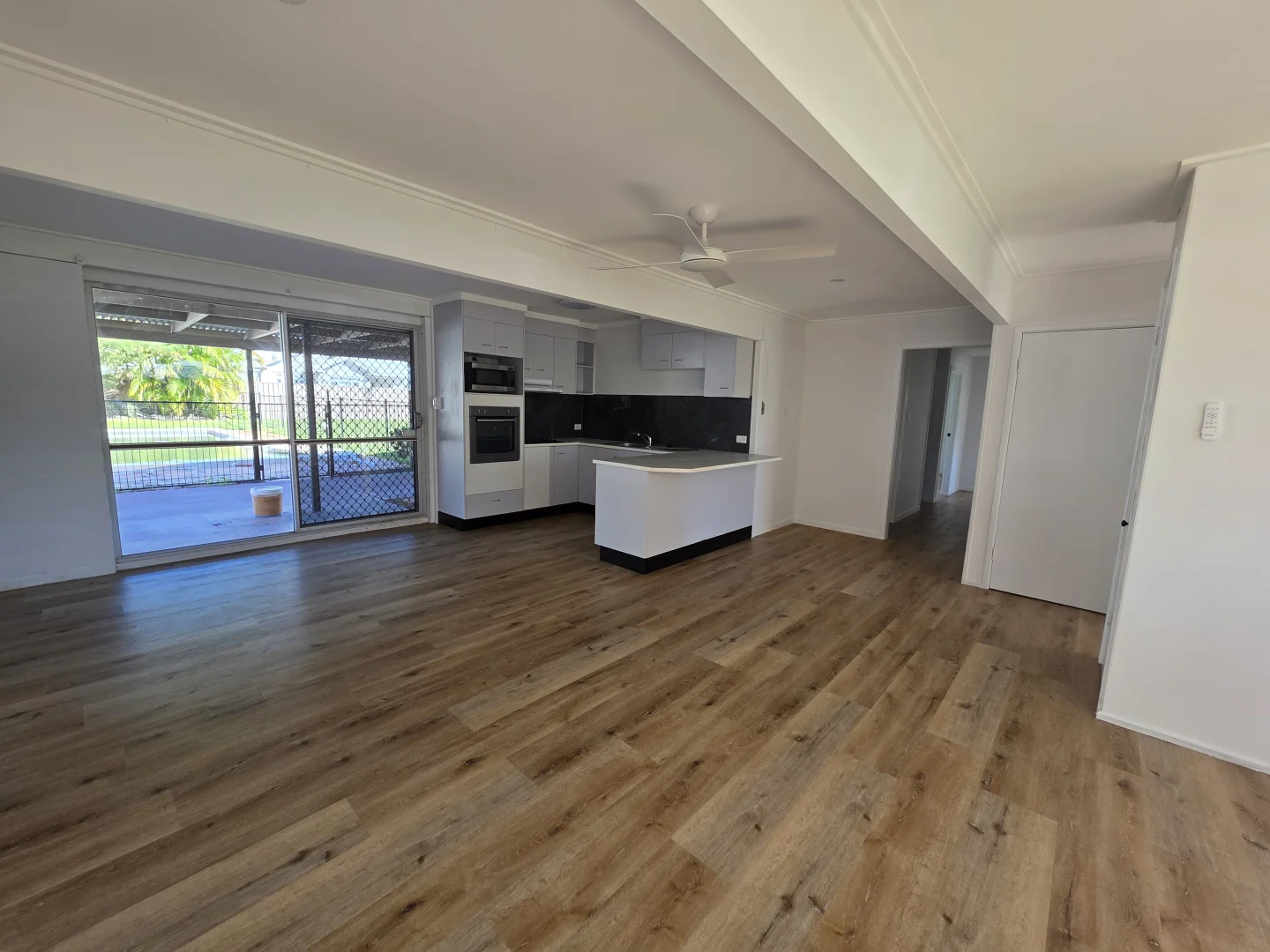 Additional image 3 of 95b Main Street, Redland Bay QLD 4165