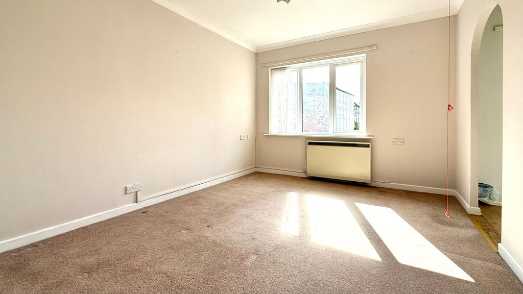 Additional image 4 of 1 bed property for saleGrigg Lane, Brockenhurst SO42