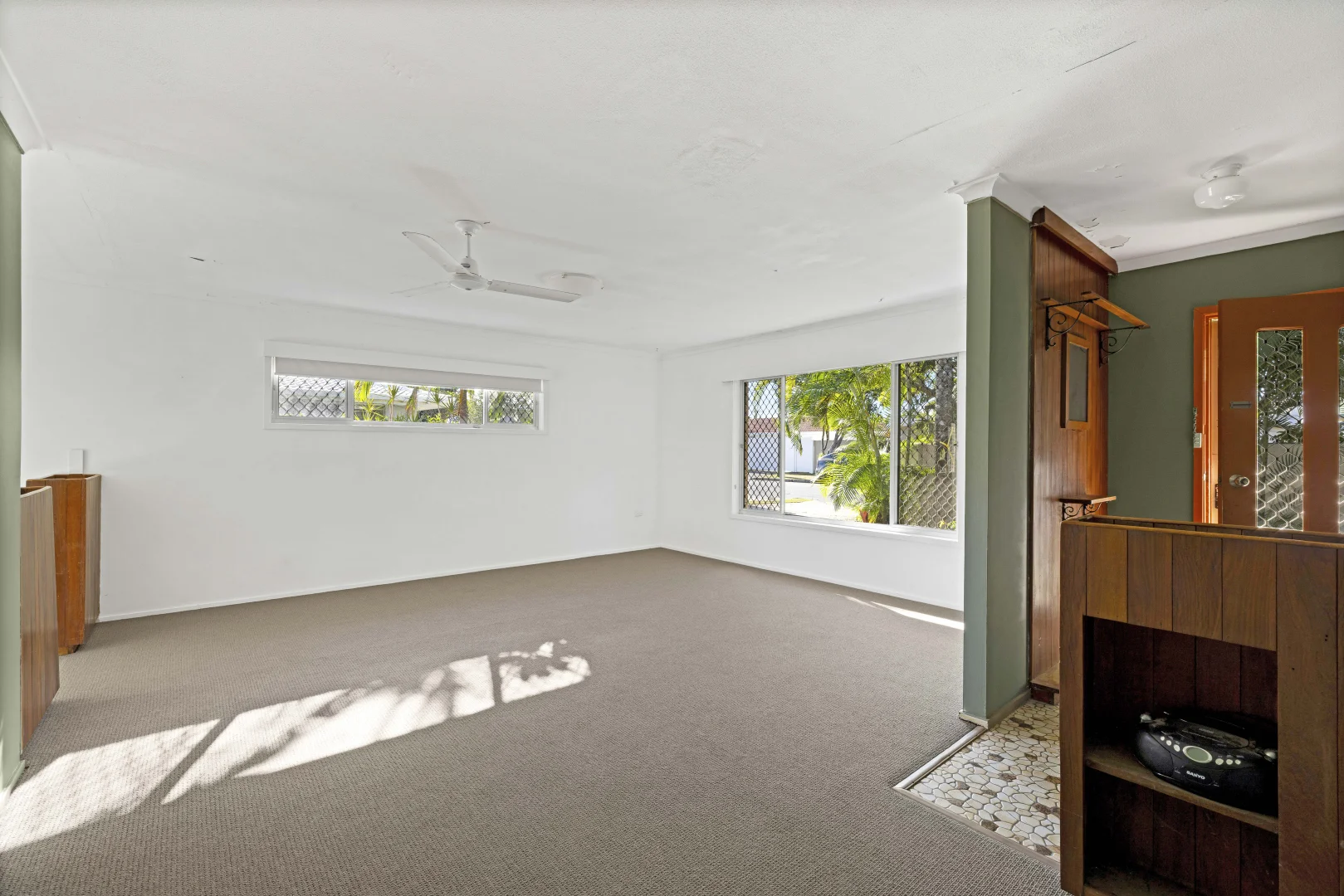 Additional image 5 of 123 Allambi Avenue, Broadbeach Waters QLD 4218