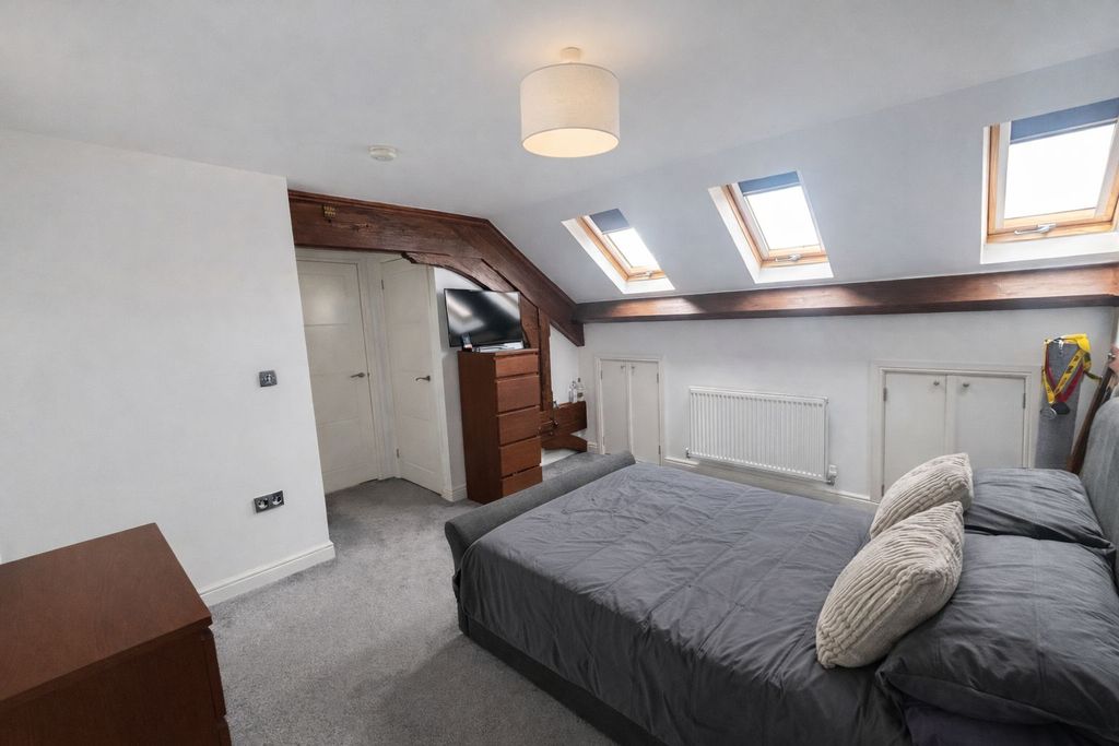 Additional image 8 of 3 bed flat for saleChrisharben Court, Green End, Clayton, Bradford BD14