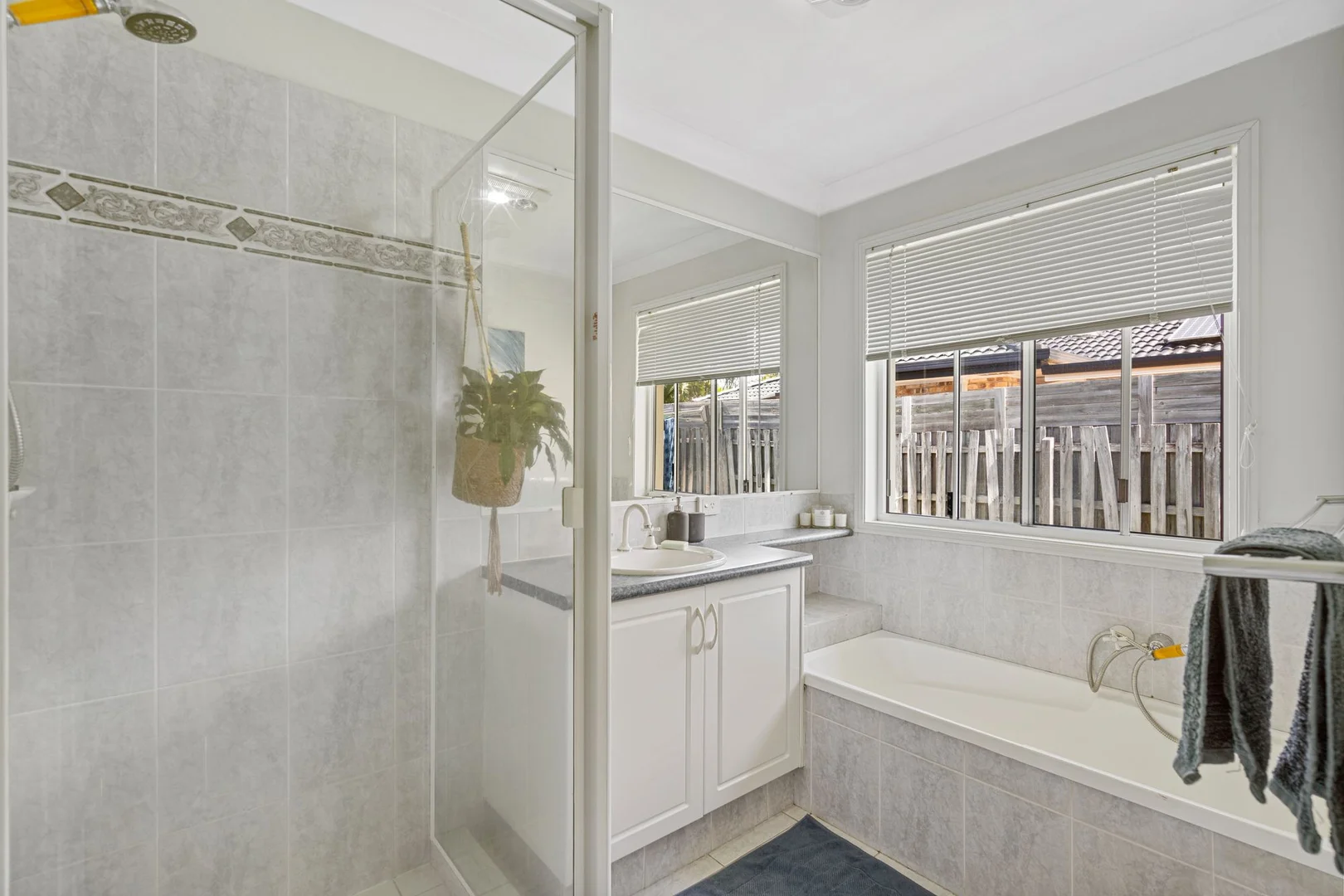 Additional image 8 of 23 Ottelia Drive, Elanora QLD 4221