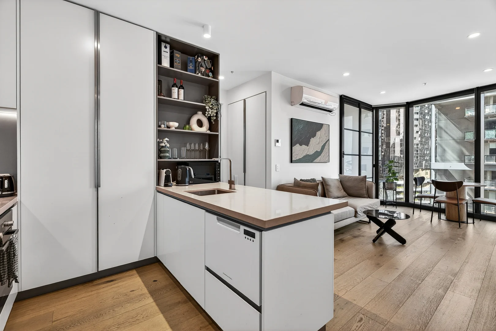Additional image 7 of 1207/301 King Street, Melbourne VIC 3000