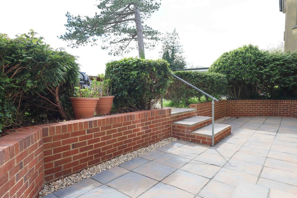 Additional image 8 of 2 bed flat for salePrinces Road, Clevedon BS21