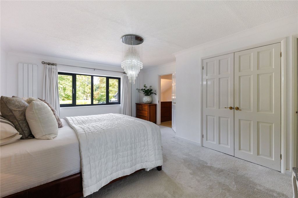Additional image 11 of 6 bed detached house for saleBrackley, Northamptonshire NN13