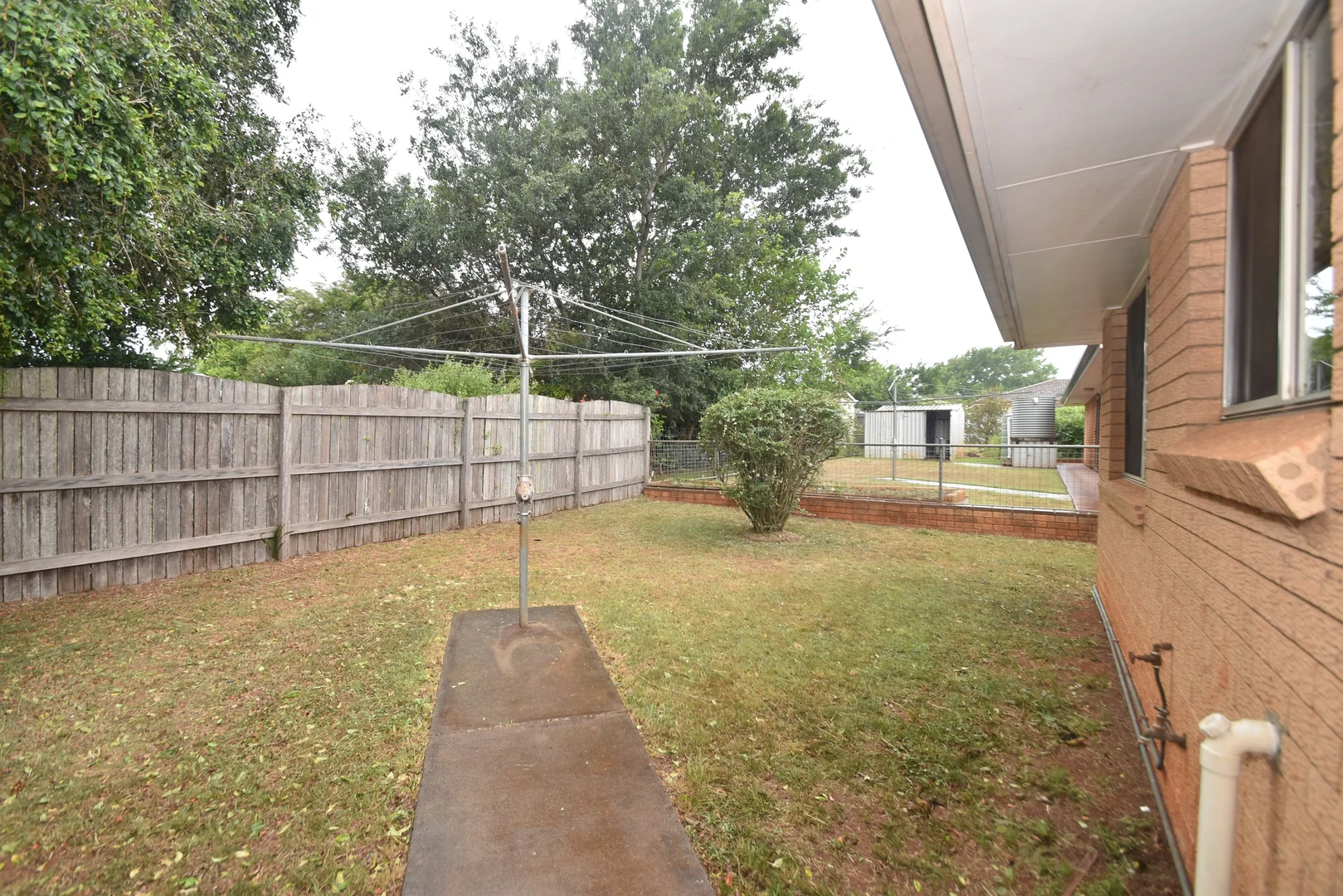 Additional image 11 of 2/548 Greenwattle Street, Newtown QLD 4350