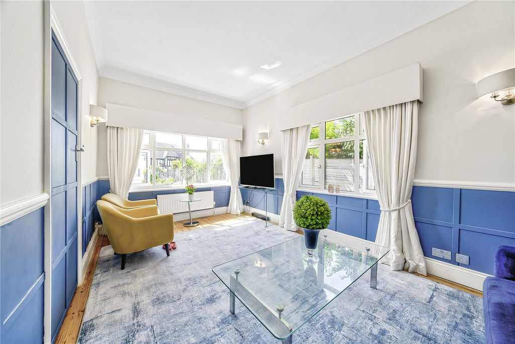 Additional image 19 of 6 bed detached house for saleSouth Walk, Middleton-On-Sea, West Sussex PO22
