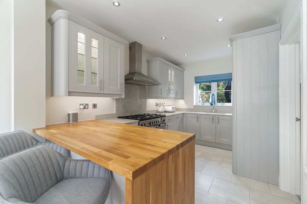 Additional image 16 of 4 bed detached house for saleWenlock Rise, Bridgnorth WV16