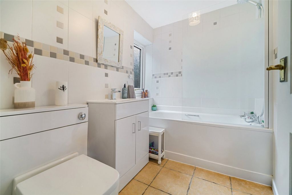 Additional image 14 of 3 bed flat for saleKingsbridge Drive, Rutherglen, Glasgow, South Lanarkshire G73