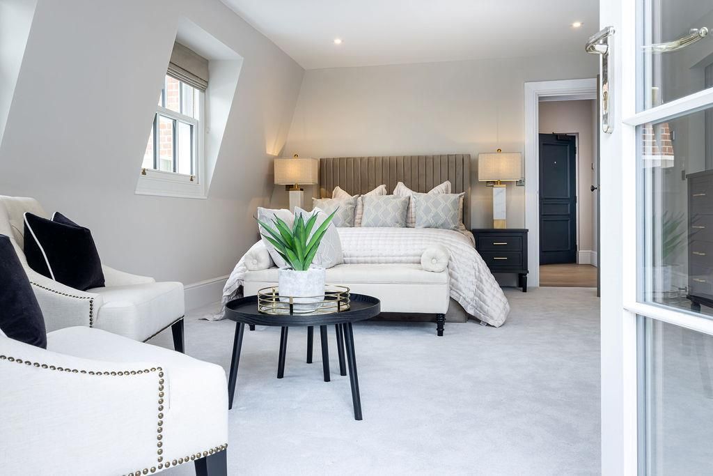 Additional image 3 of 2 bed flat for saleWinkfield Park, Winkfield Row, Berkshire RG42