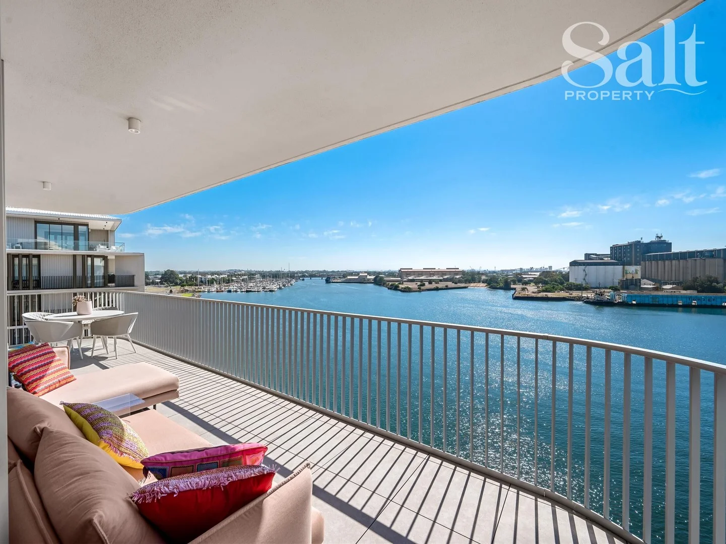 611/35 Honeysuckle Drive, Newcastle NSW 2300
