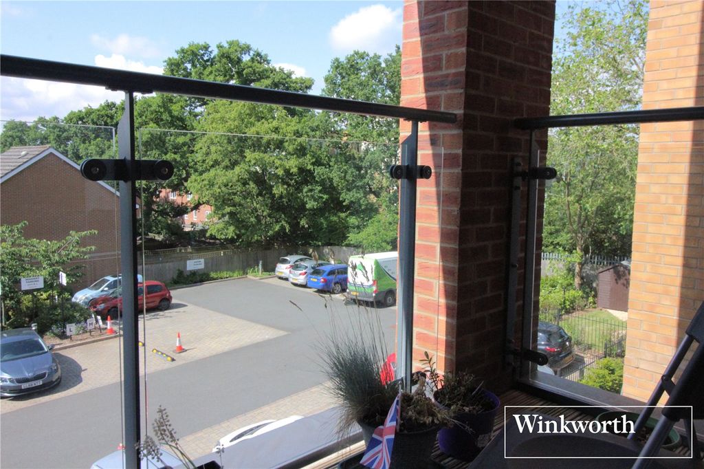 Additional image 8 of 2 bed flat for saleStudio Way, Borehamwood, Hertfordshire WD6